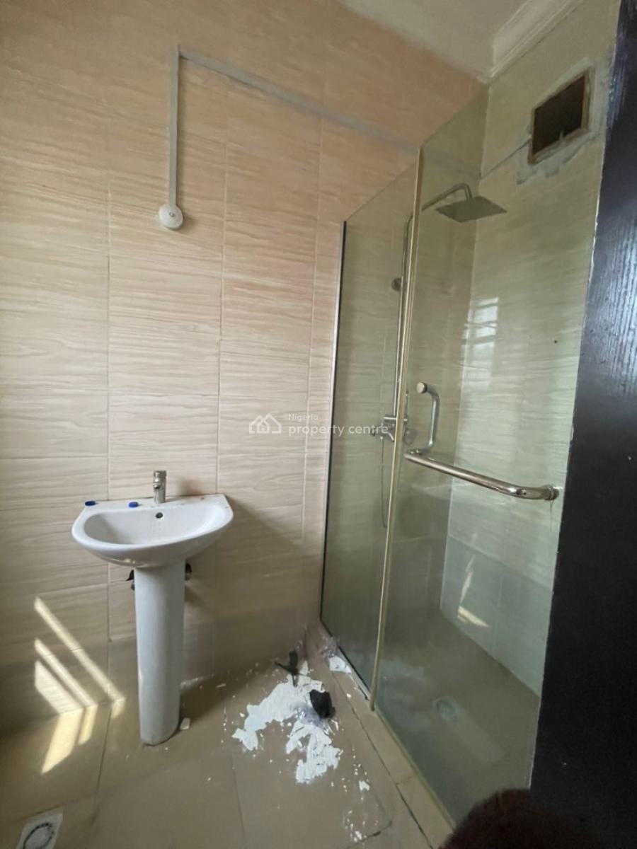 Cheapest 2 Bedroom Upstairs, Salem, Ikate, Lekki, Lagos, Flat / Apartment for Rent