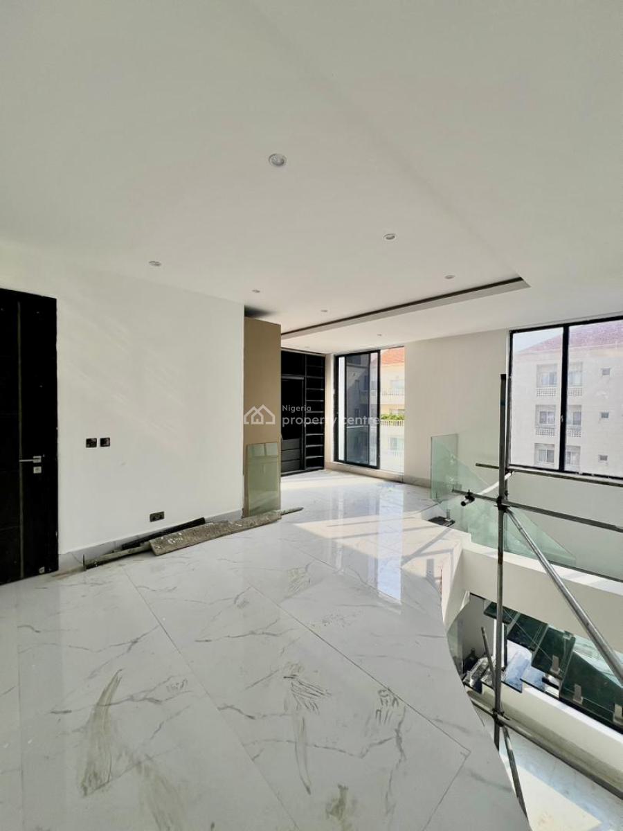 Modern & Spacious 4-bedroom Terrace with Bq, Swimming Pool & Gym, Banana Island, Ikoyi, Lagos, Terraced Duplex for Rent