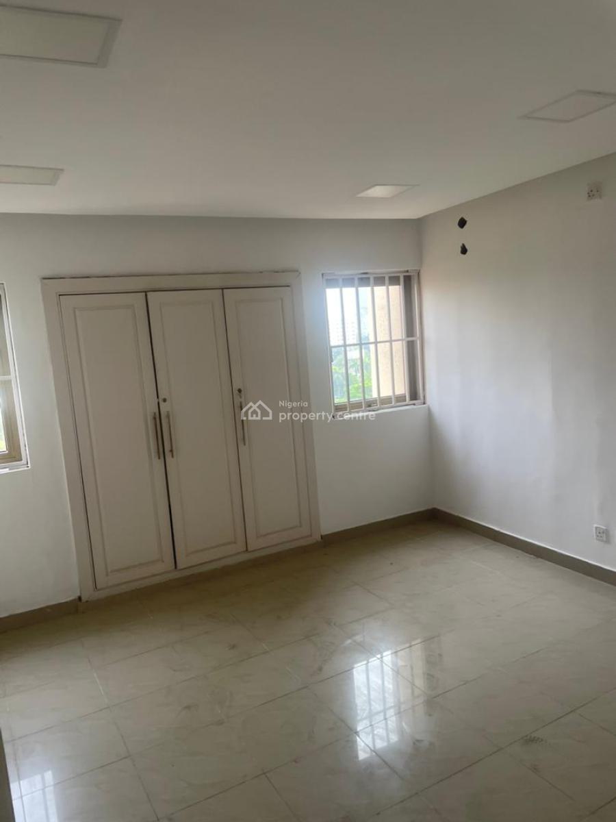 Spacious 3 Bedroom Apartment, Old Ikoyi, Ikoyi, Lagos, Flat / Apartment for Rent