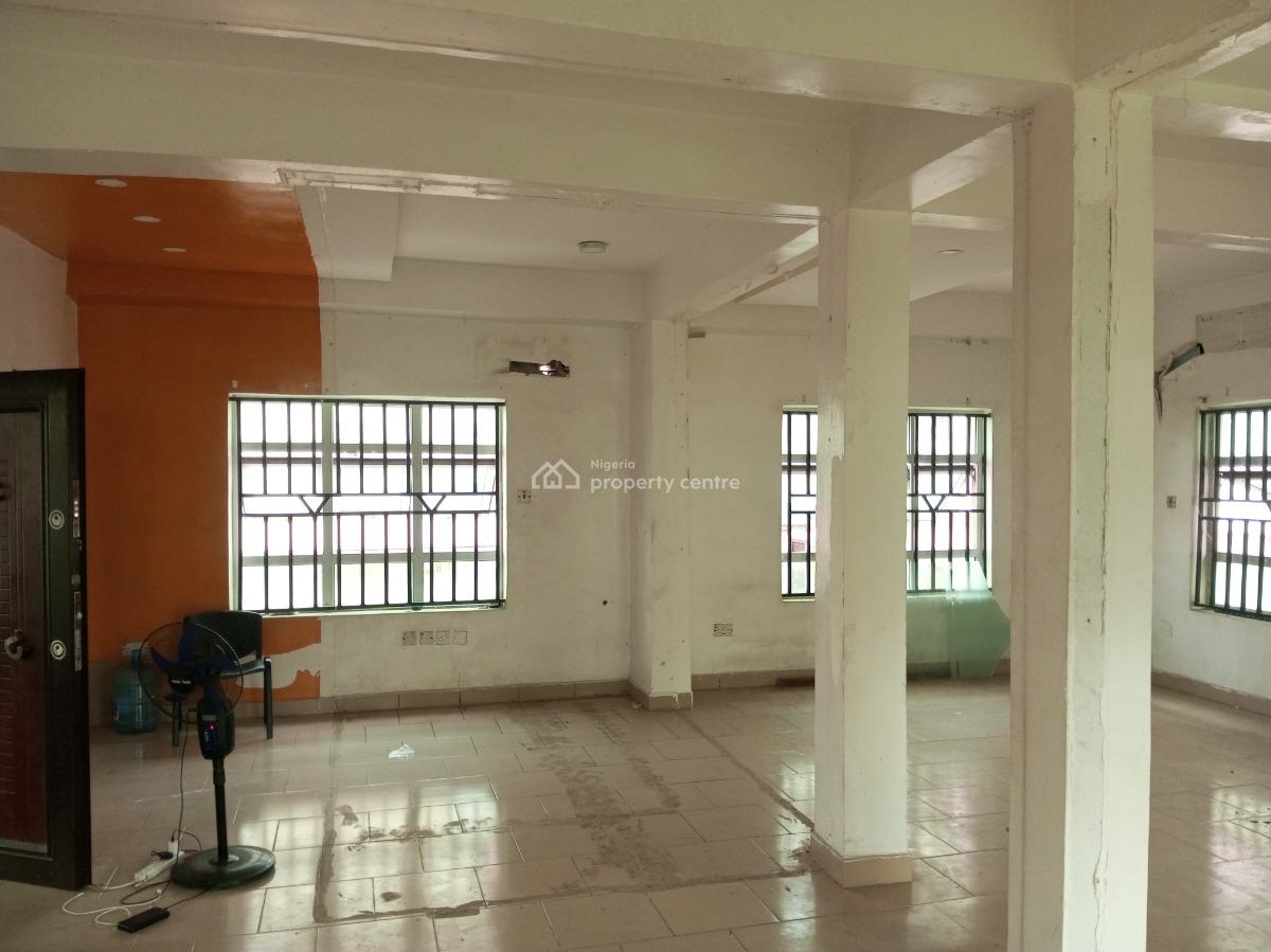 Commercial Open Space (84sqm) Upstairs with 2 Toilets Very Accessible, Chevron Axis, Lekki, Lagos, Commercial Property for Rent