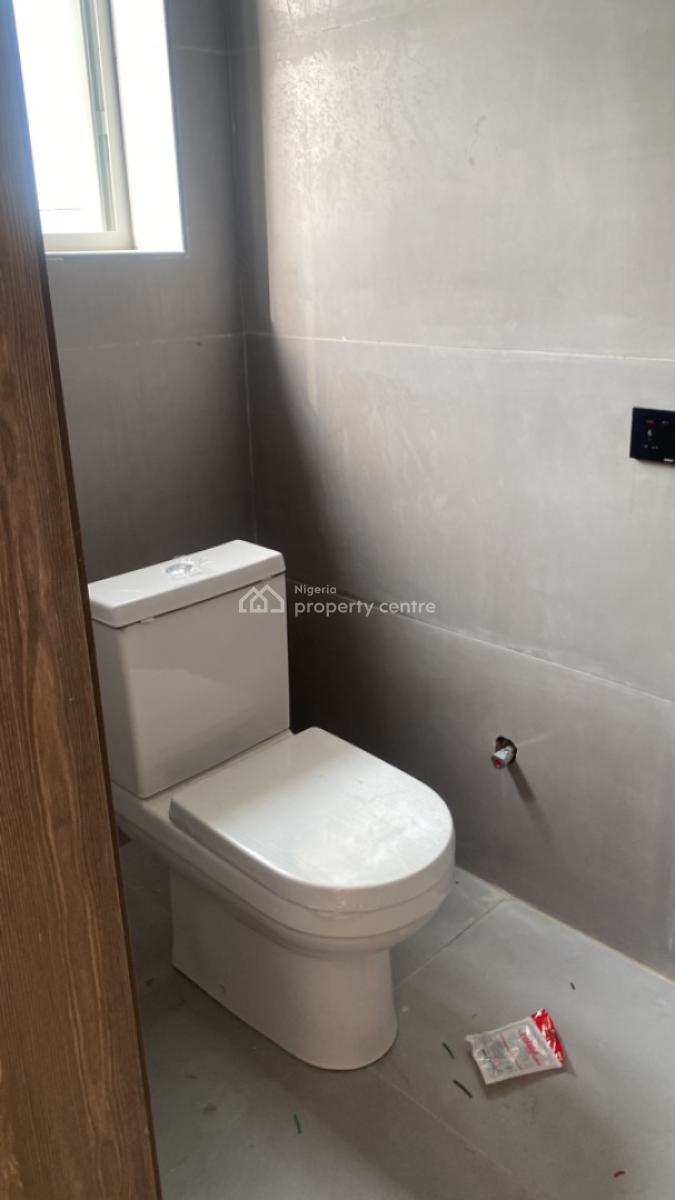 Luxury 3 Bedroom Apartment, Lekki Phase 1, Lekki, Lagos, Flat / Apartment for Sale