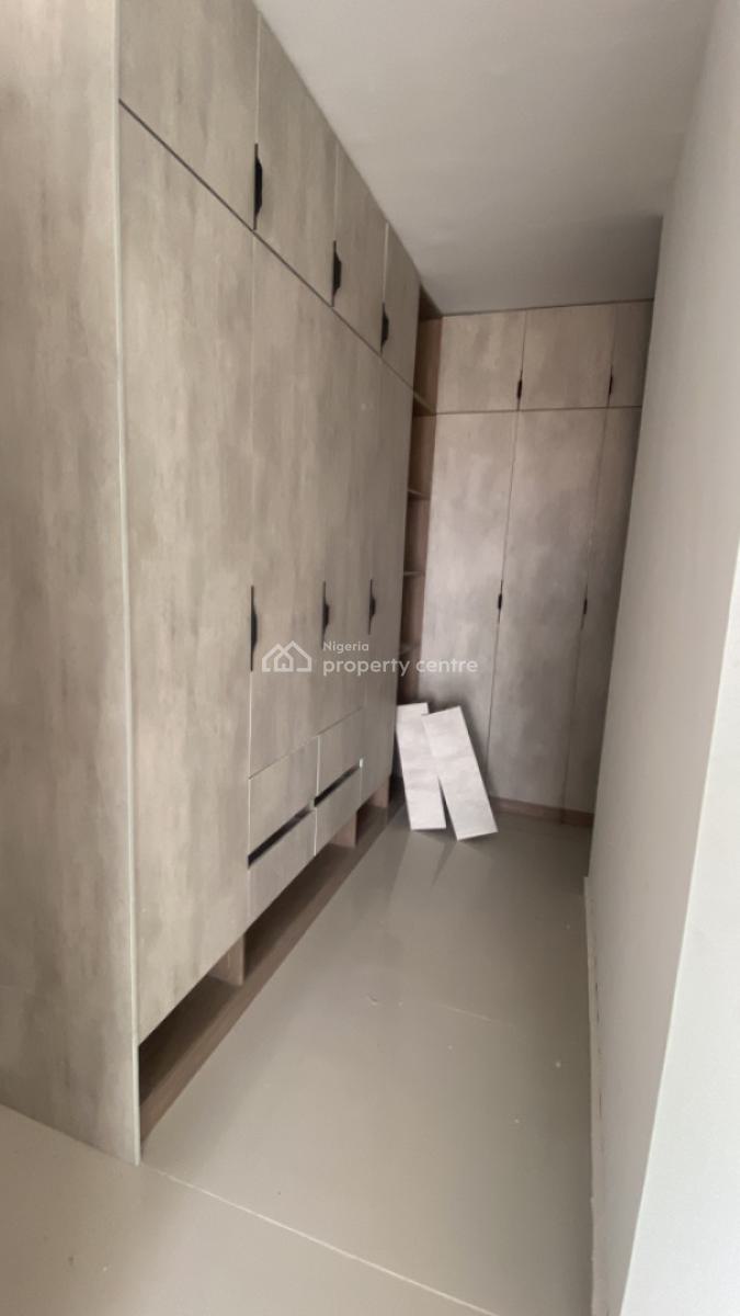 Luxury 3 Bedroom Apartment, Lekki Phase 1, Lekki, Lagos, Flat / Apartment for Sale