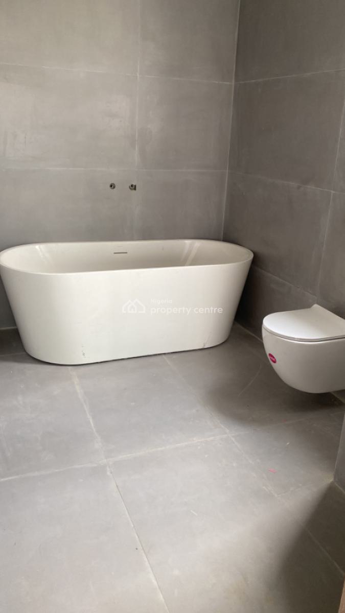 Luxury 3 Bedroom Apartment, Lekki Phase 1, Lekki, Lagos, Flat / Apartment for Sale