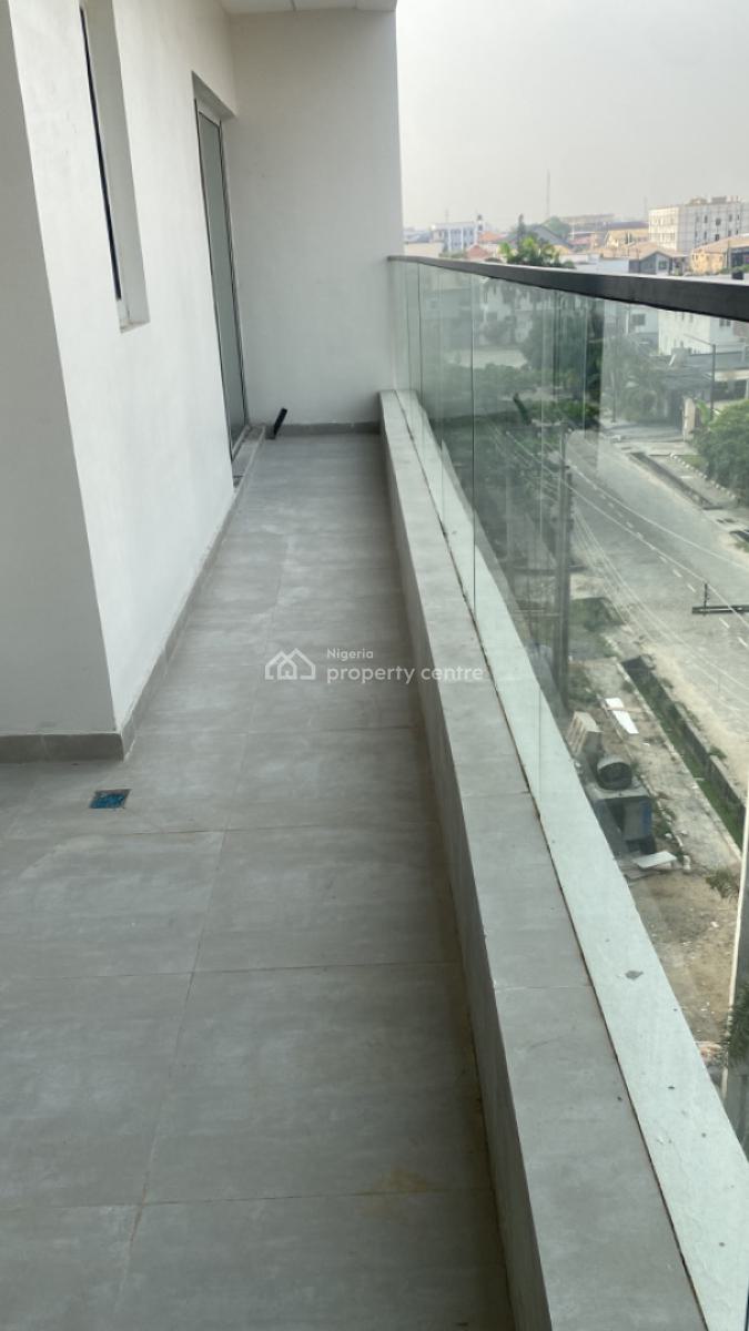 Luxury 3 Bedroom Apartment, Lekki Phase 1, Lekki, Lagos, Flat / Apartment for Sale