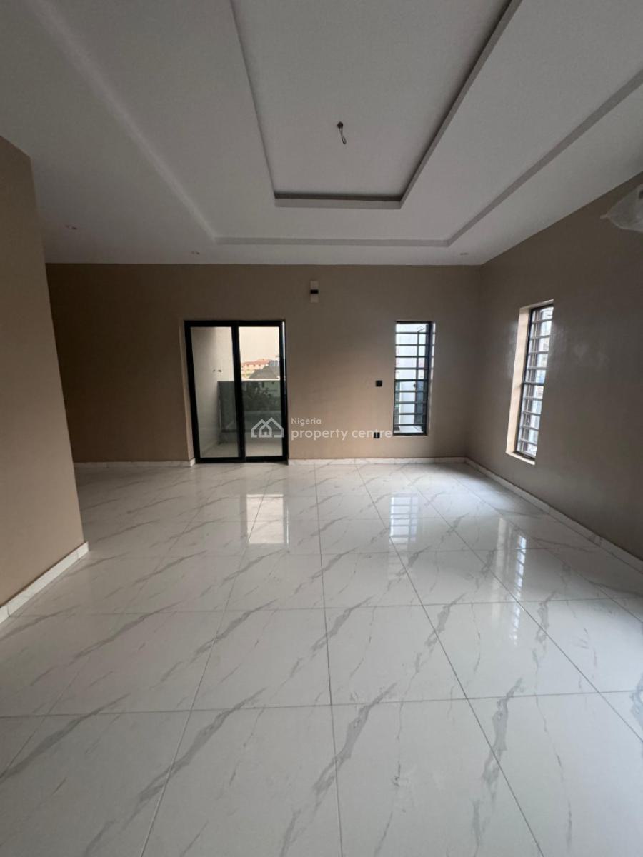 4 Bedroom Pent House Furnished with Air Conditioners, Engr. Lere Adigun Gra., Ibadan, Oyo, House for Rent