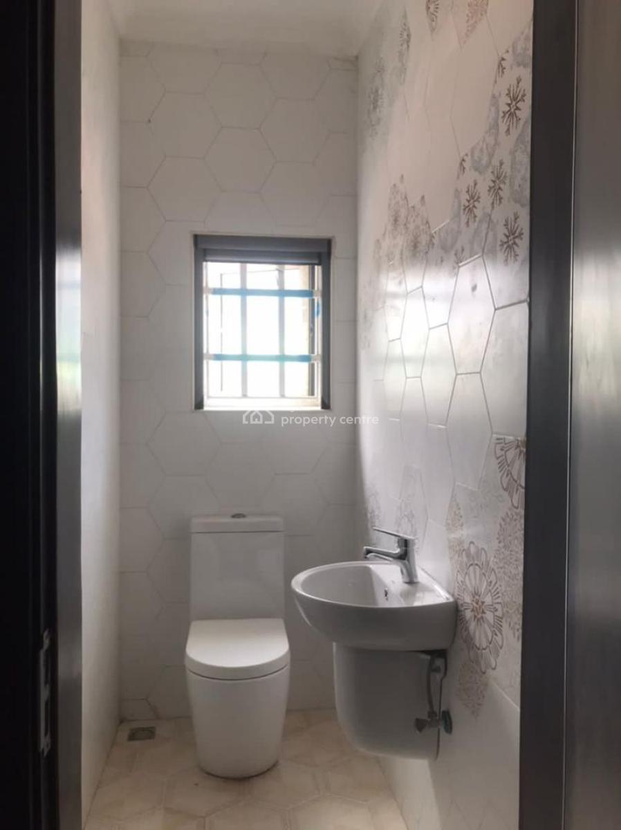 Luxury 2 Bedroom Apartment with Excellent Facility, Lekki Phase 1, Lekki, Lagos, Flat / Apartment for Rent