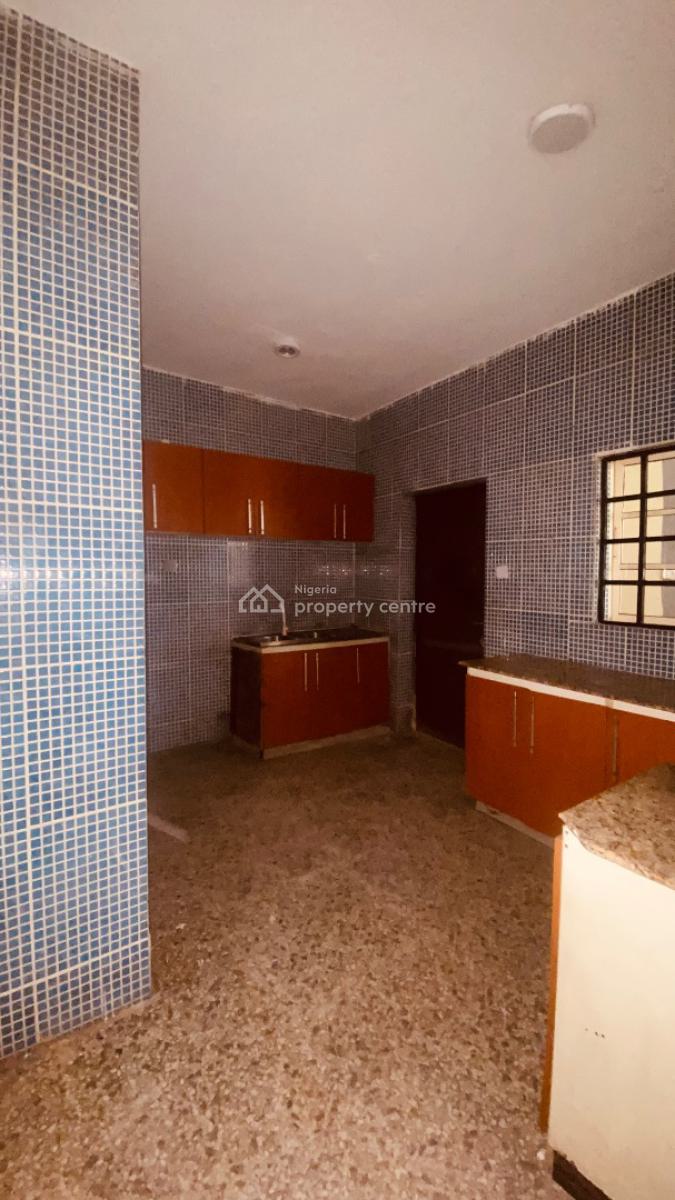 a Standard 3 Bedroom Apartment with a Room Bq, Oba Elegushi Housing Estate Mobil Road, Lekki, Lagos, Flat / Apartment for Rent