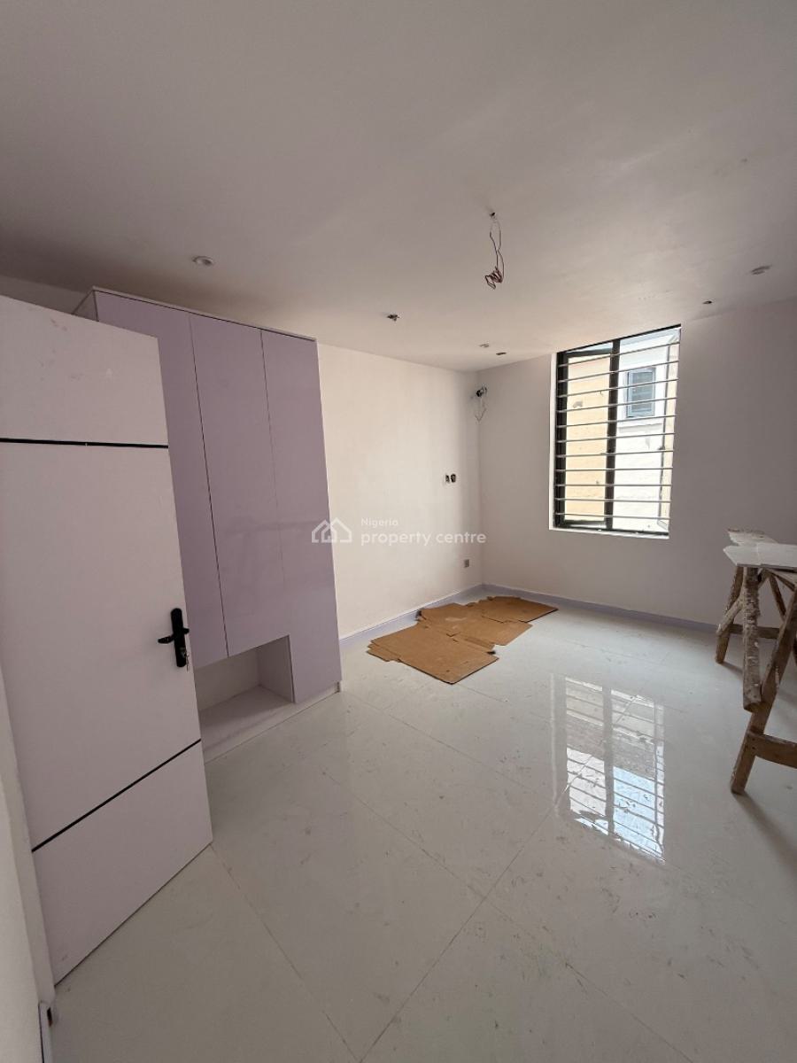 Serviced 2 Bedroom Flat with Swimming Pool  Available for Distress, Ologolo, Lekki, Lagos, Block of Flats for Sale