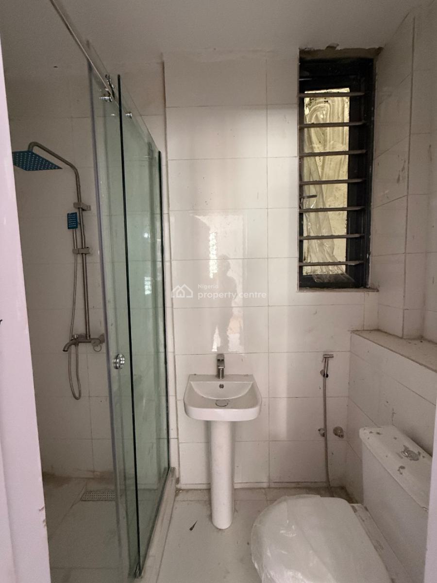 Serviced 2 Bedroom Flat with Swimming Pool  Available for Distress, Ologolo, Lekki, Lagos, Block of Flats for Sale