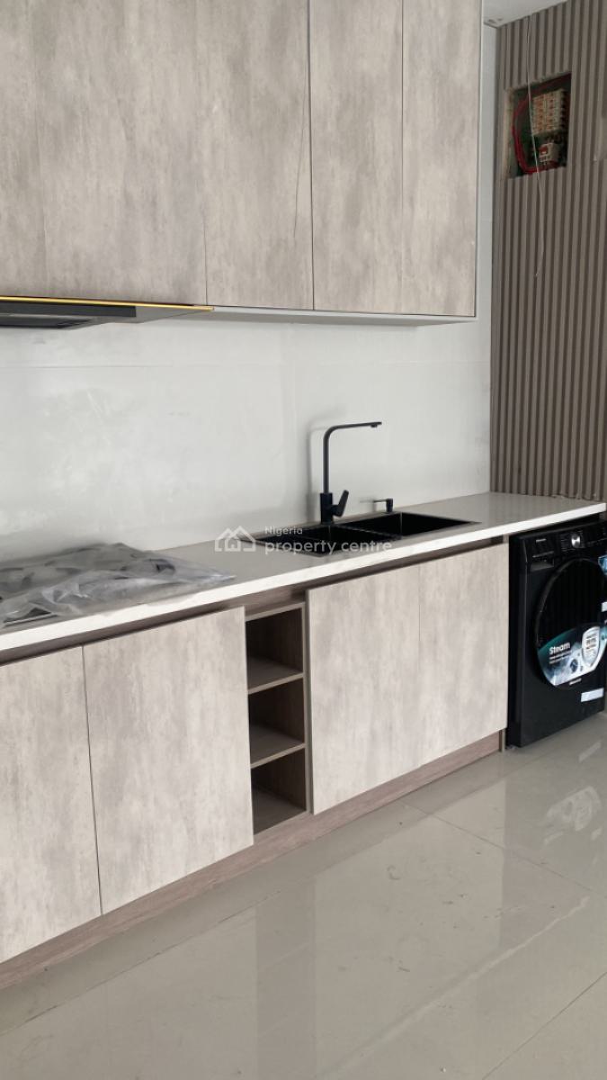 Luxury 2 Bed Apartment, Lekki Phase 1, Lekki, Lagos, Flat / Apartment for Sale