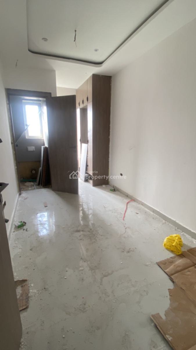 Luxury 2 Bedroom Maisonette with a Bq, Gym & Pool, Lekki Phase 1, Lekki, Lagos, Flat / Apartment for Sale