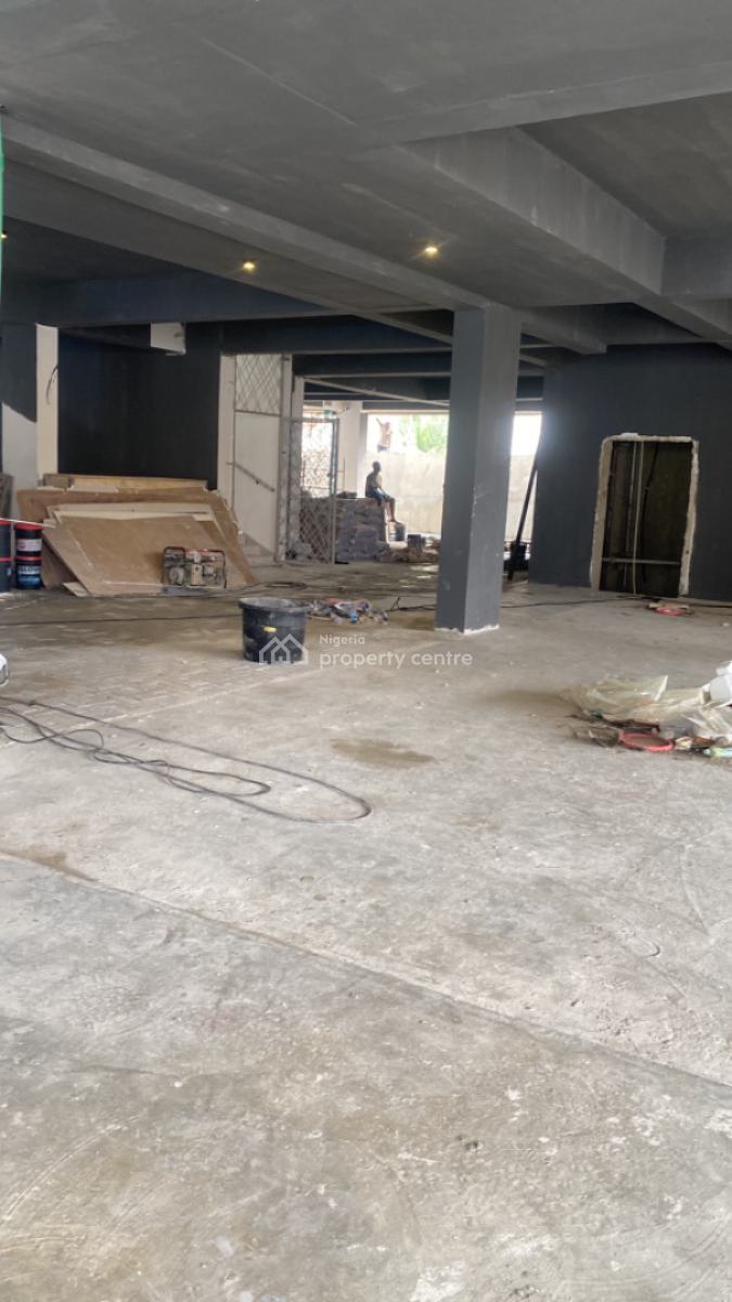 Luxury 2 Bedroom Maisonette with a Bq, Gym & Pool, Lekki Phase 1, Lekki, Lagos, Flat / Apartment for Sale