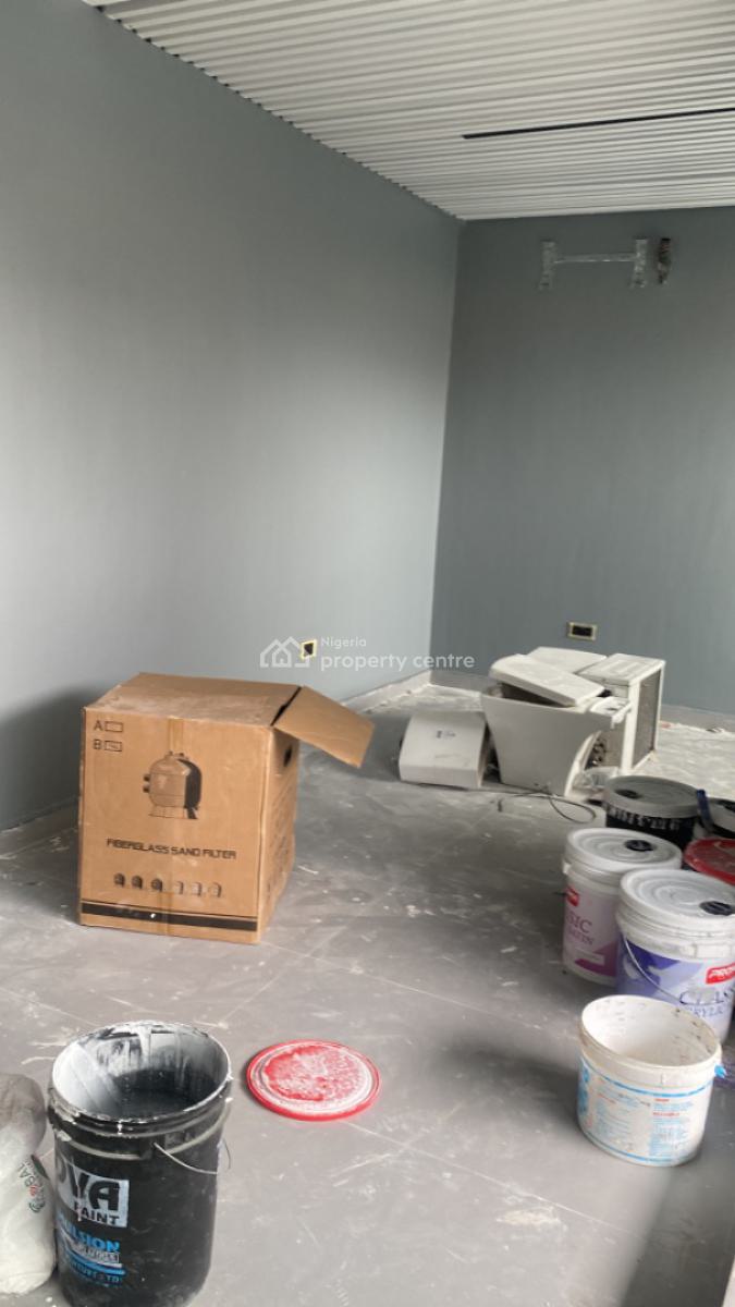 Luxury 2 Bedroom Maisonette with a Bq, Gym & Pool, Lekki Phase 1, Lekki, Lagos, Flat / Apartment for Sale