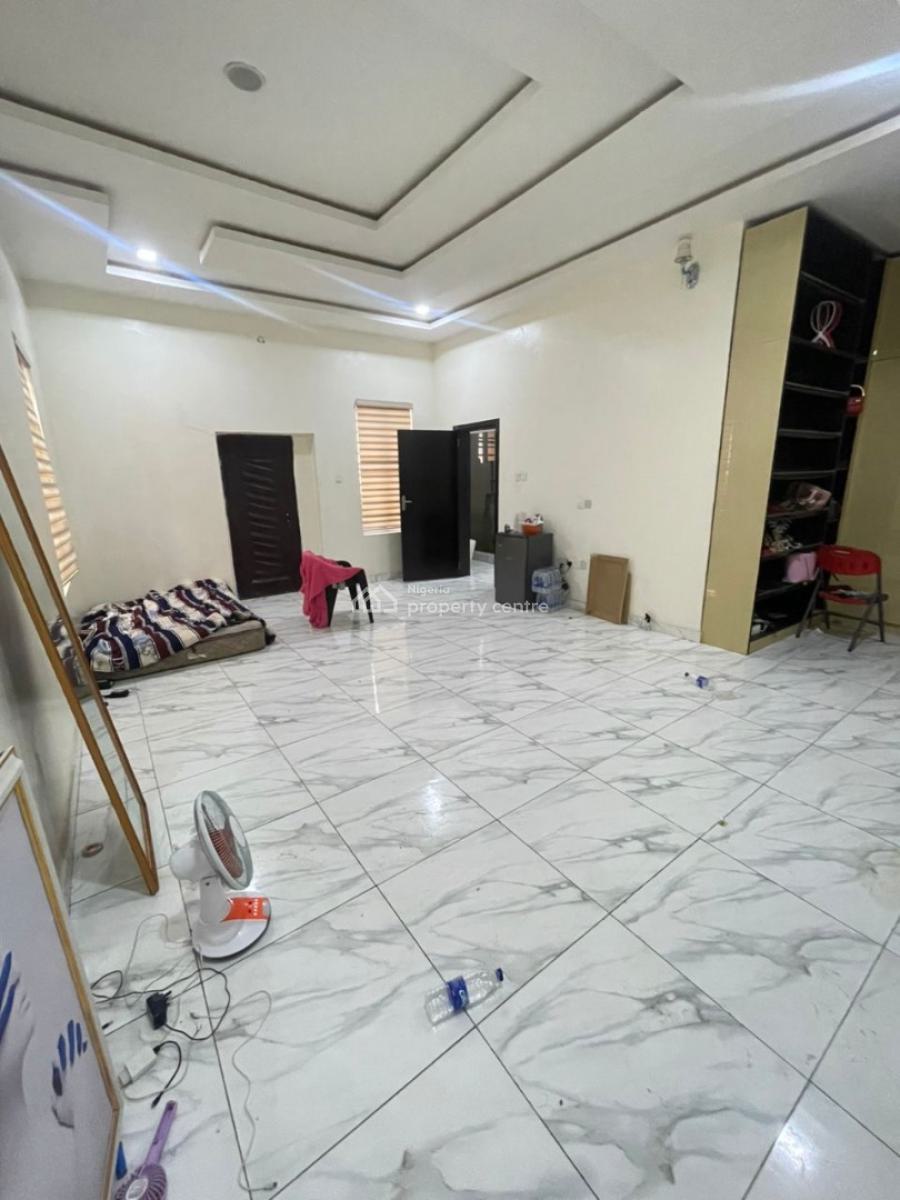 *spacious Master Bed Apartment with a Personal Balcony, Upstairs*, Gra, Ikota, Lekki, Lagos, Self Contain (single Rooms) for Rent