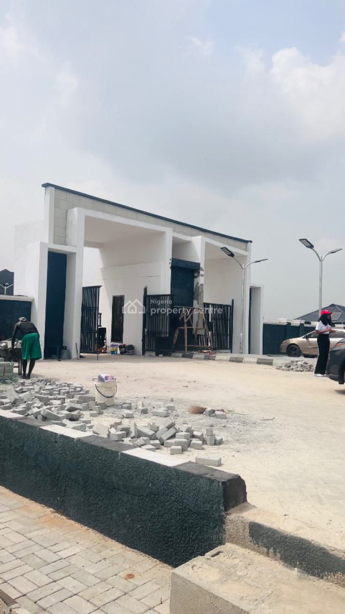 3 Bedroom Bungalow with Bq and Free Solar Power System, Solace City Bungalow, Eleranigbe, Ibeju Lekki, Lagos, Detached Bungalow for Sale