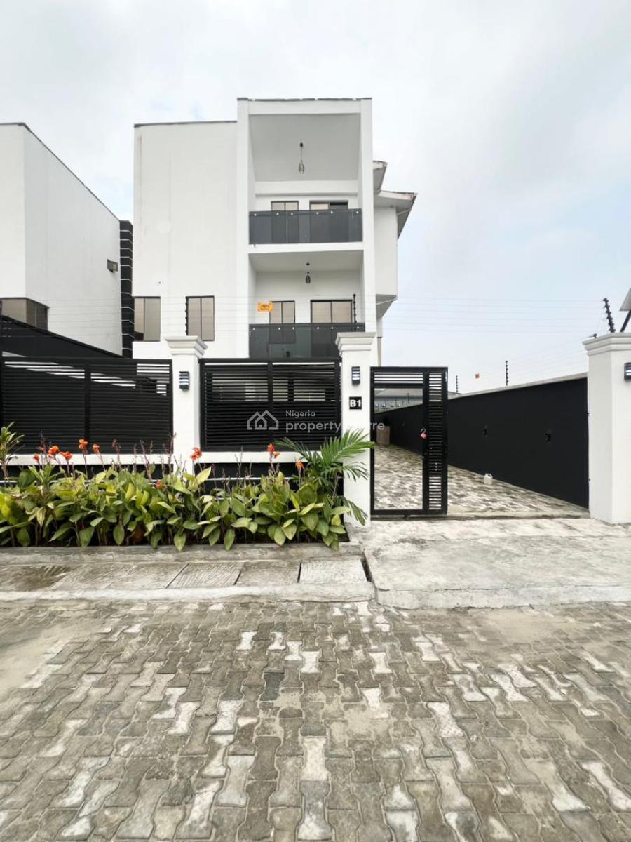 Classic 5 Bedroom Detached Duplex with Bq in a Secure Estate, Ajah, Lekki, Lagos, Detached Duplex for Sale