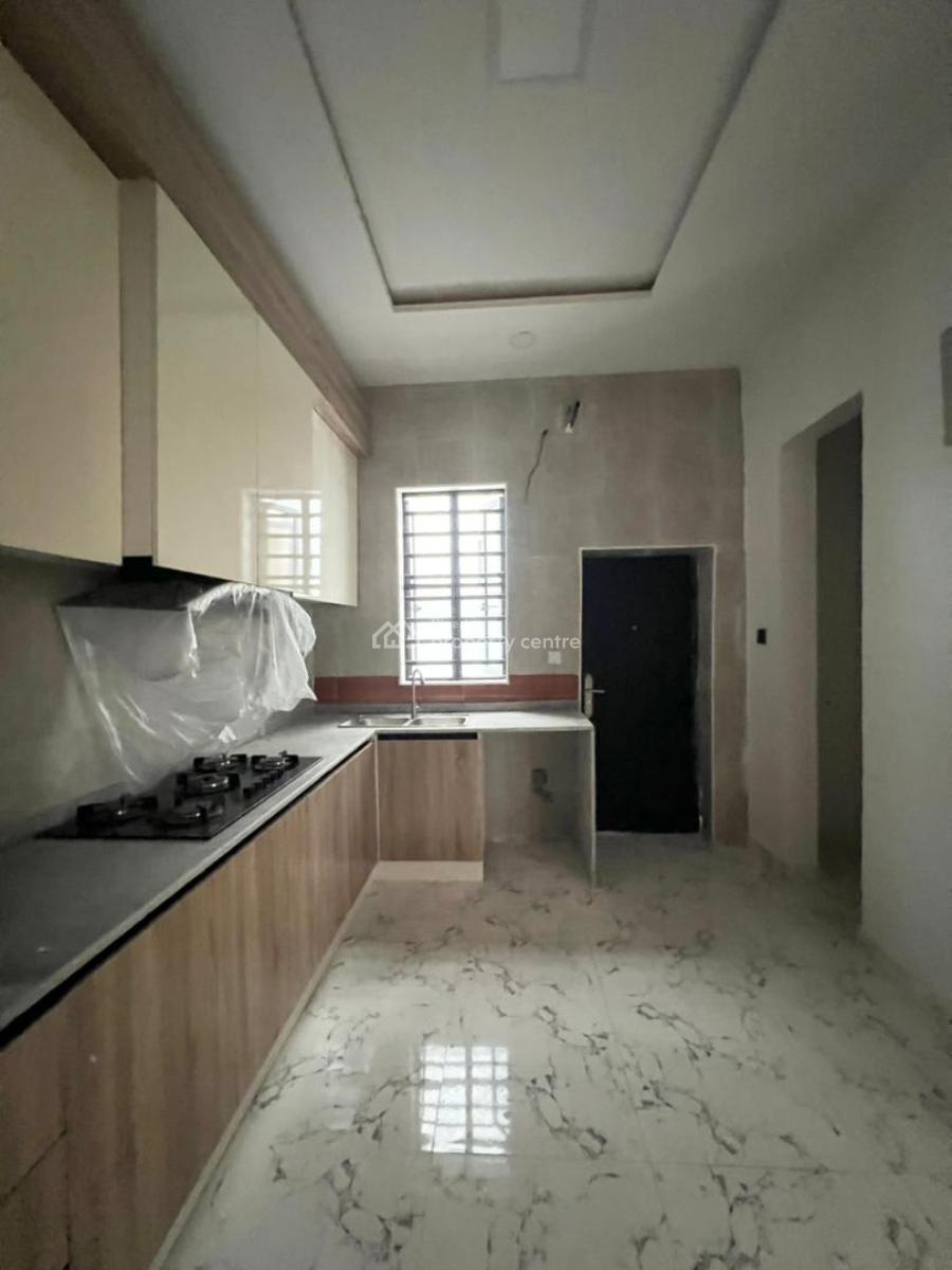 Modern 4 Bedroom Terrace Duplex with Pool, Gym in a Secure Estate, Lekki, Lagos, Terraced Duplex for Sale