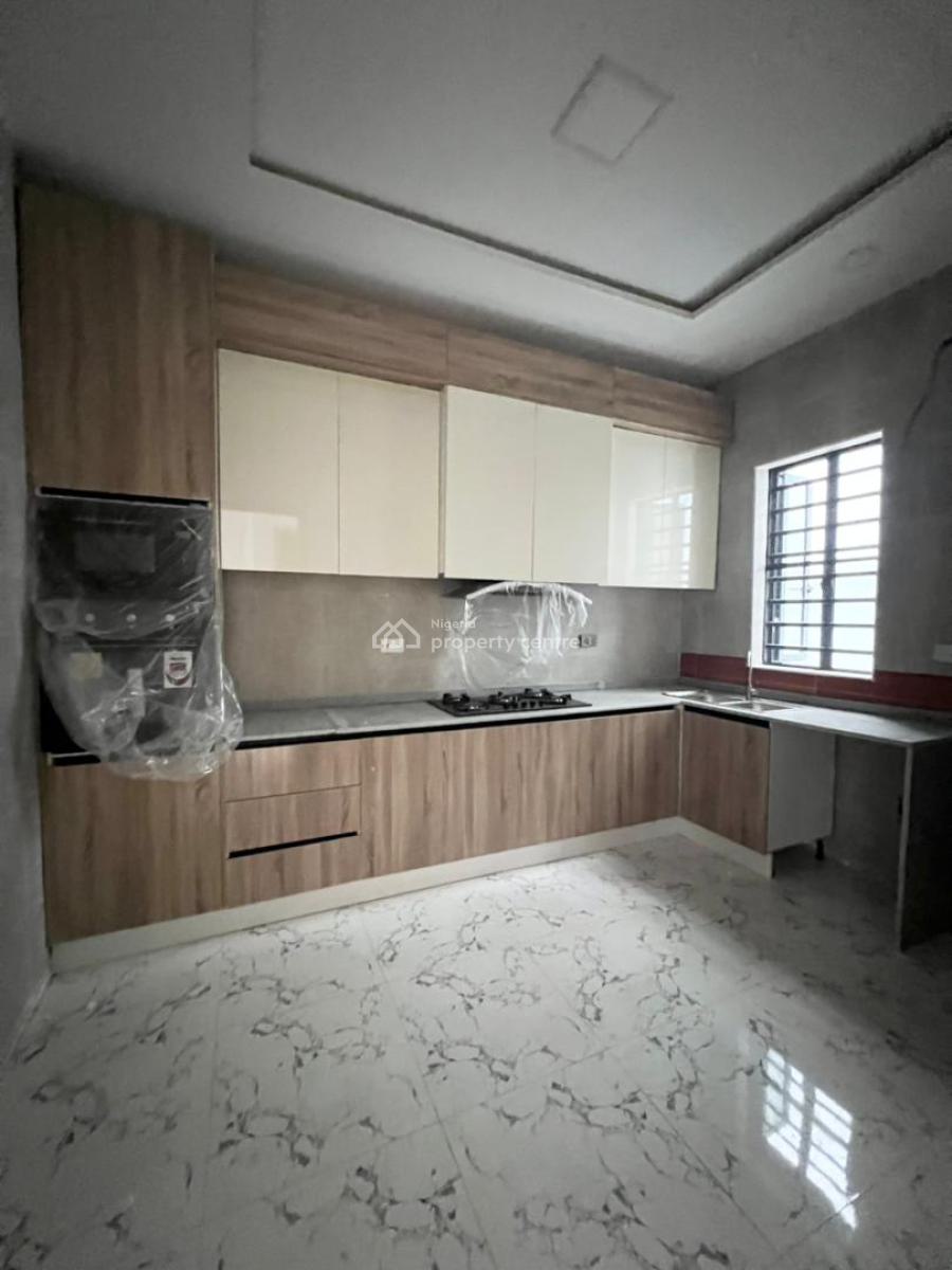 Modern 4 Bedroom Terrace Duplex with Pool, Gym in a Secure Estate, Lekki, Lagos, Terraced Duplex for Sale