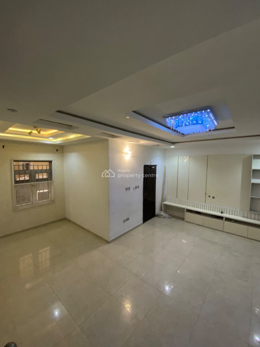 Spacious One Bedroom Mini Flat, Chevron, Lekki, Lagos, Flat / Apartment for Rent