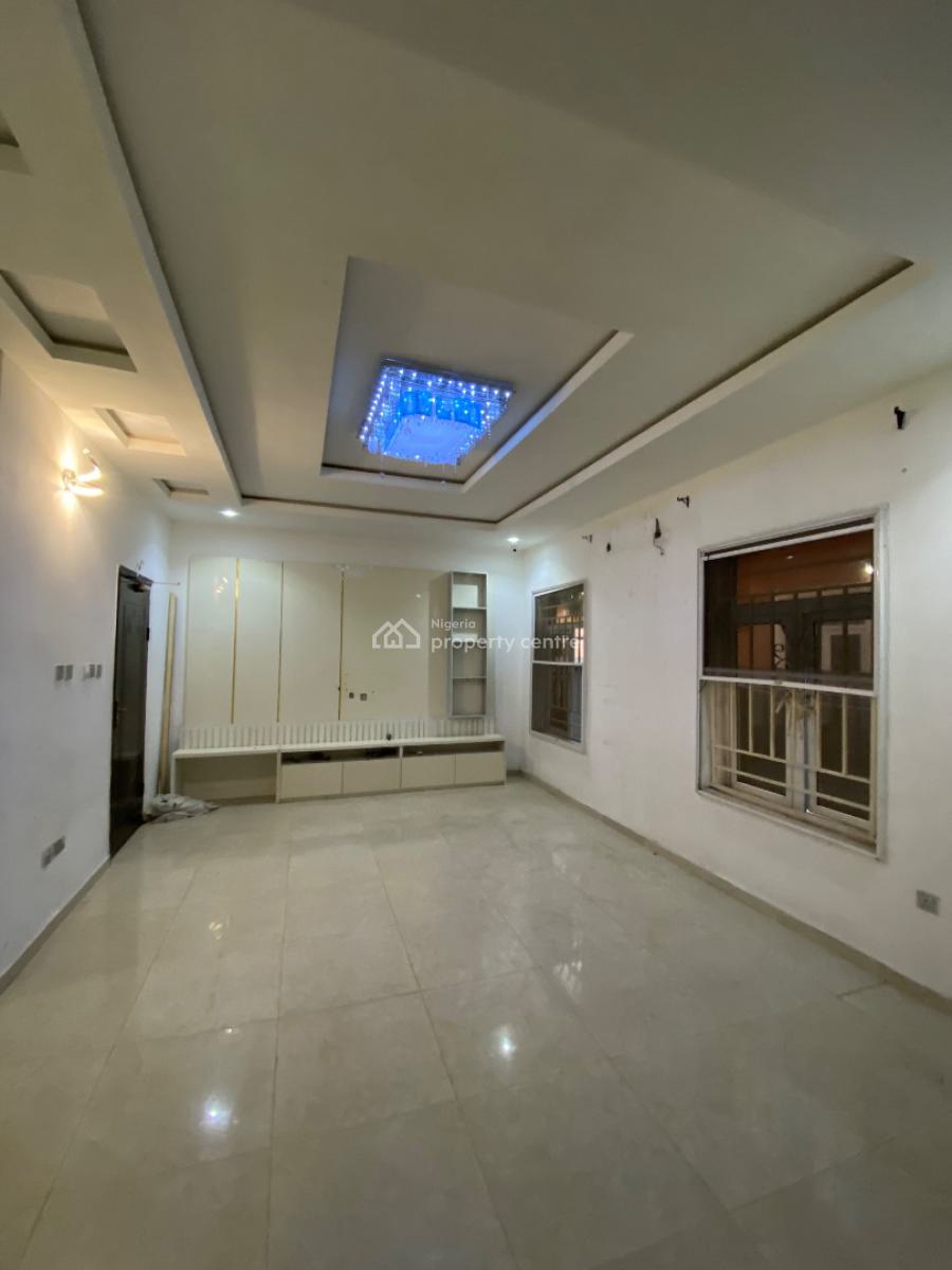 Spacious One Bedroom Mini Flat, Chevron, Lekki, Lagos, Flat / Apartment for Rent