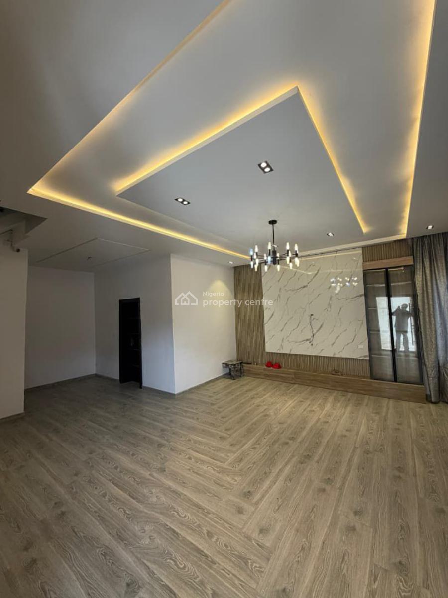 a 4 Bedroom Semi Detached Duplex, Carlton Gate Estate, Akobo., Ibadan, Oyo, House for Sale