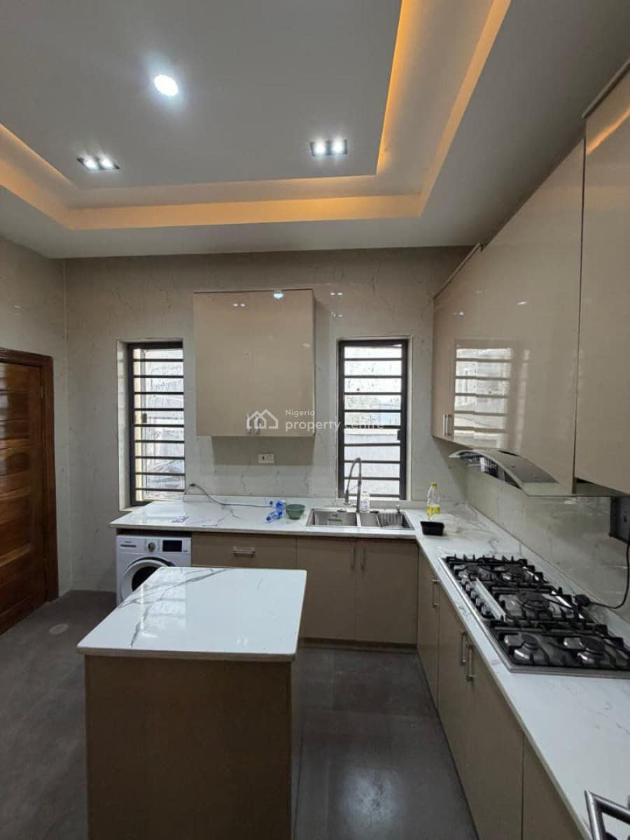 a 4 Bedroom Semi Detached Duplex, Carlton Gate Estate, Akobo., Ibadan, Oyo, House for Sale