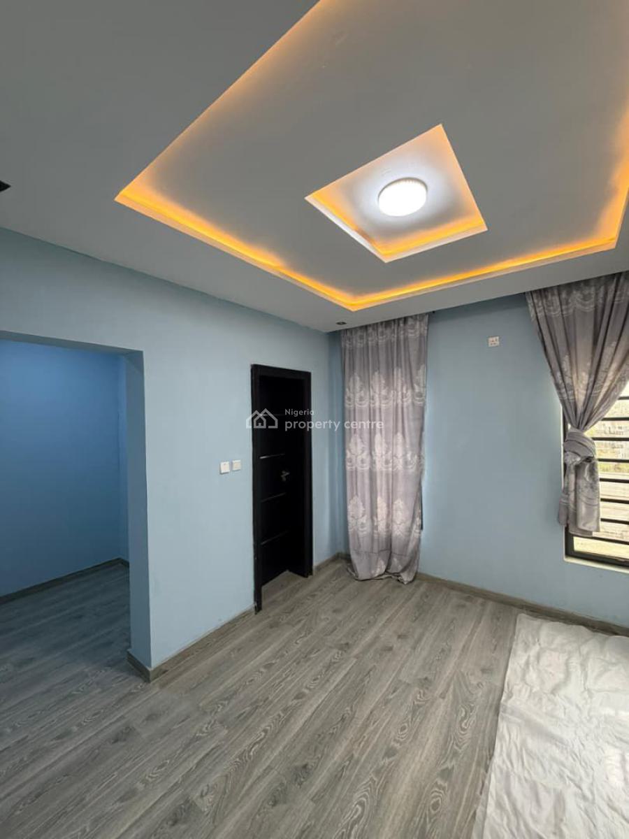 a 4 Bedroom Semi Detached Duplex, Carlton Gate Estate, Akobo., Ibadan, Oyo, House for Sale