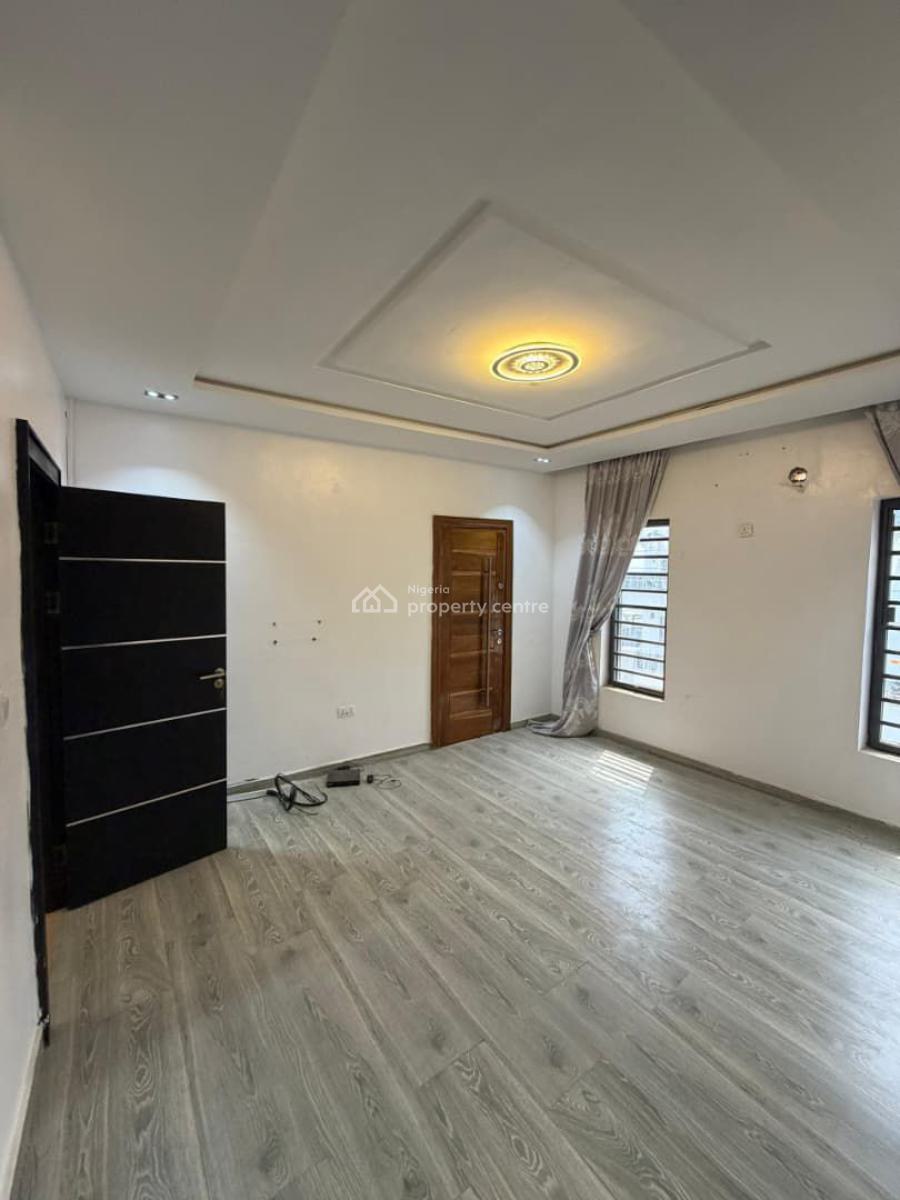 a 4 Bedroom Semi Detached Duplex, Carlton Gate Estate, Akobo., Ibadan, Oyo, House for Sale