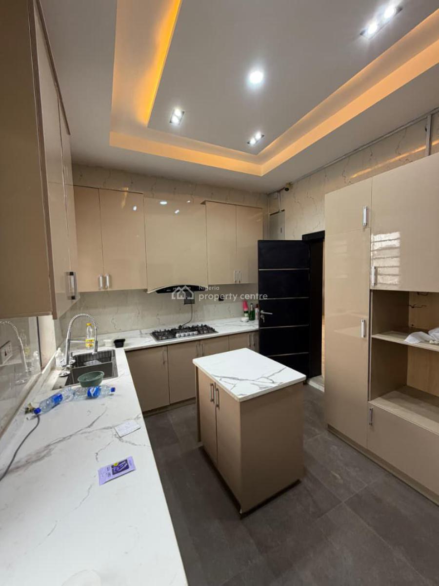 a 4 Bedroom Semi Detached Duplex, Carlton Gate Estate, Akobo., Ibadan, Oyo, House for Sale