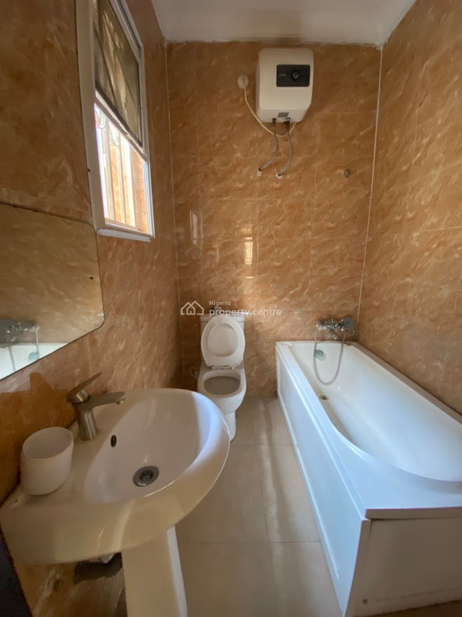 Neatly Structured Semi Masters Shared Apartment, Chevron, Lekki, Lagos, Flat / Apartment for Rent