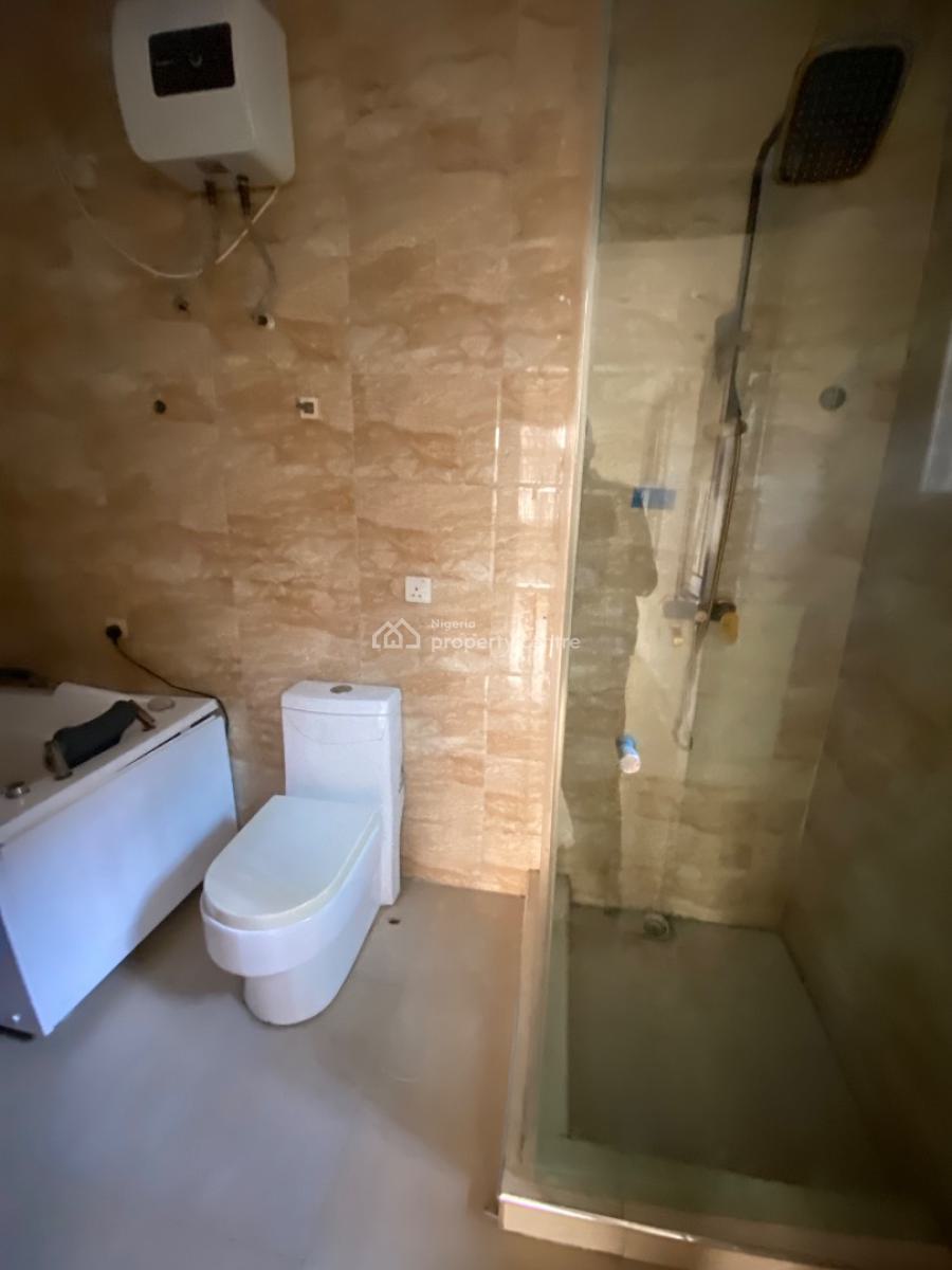 Superb One Bedroom Shared Apartment ( Masters), Chevron, Lekki, Lagos, House for Rent