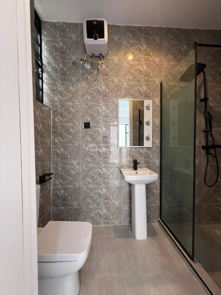 2 Bedrooms Flats, Ologolo Estate, Lekki, Lagos, Flat / Apartment for Sale