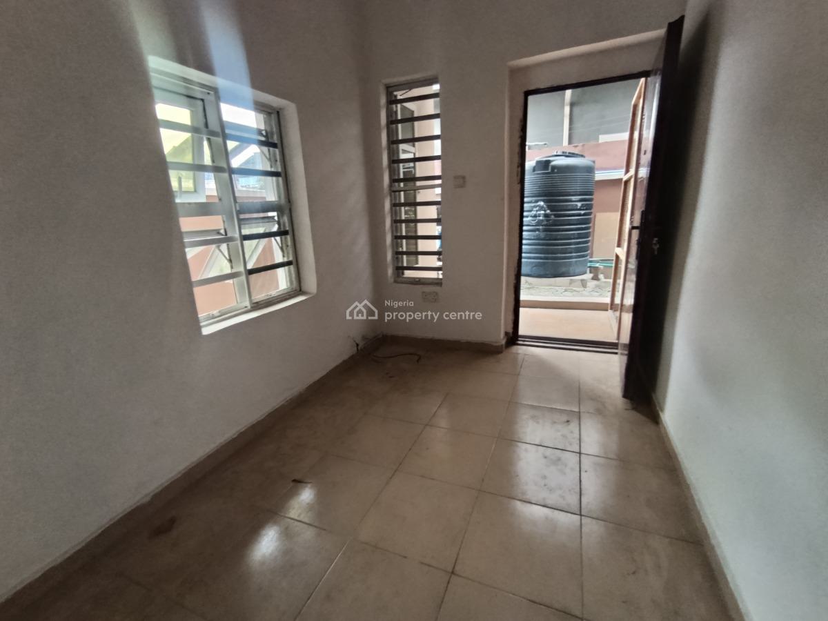 a Spacious Bq in a Serene Secure Estate Code to Access Estate, Lekki County, Lekki, Lagos, Self Contain (single Rooms) for Rent