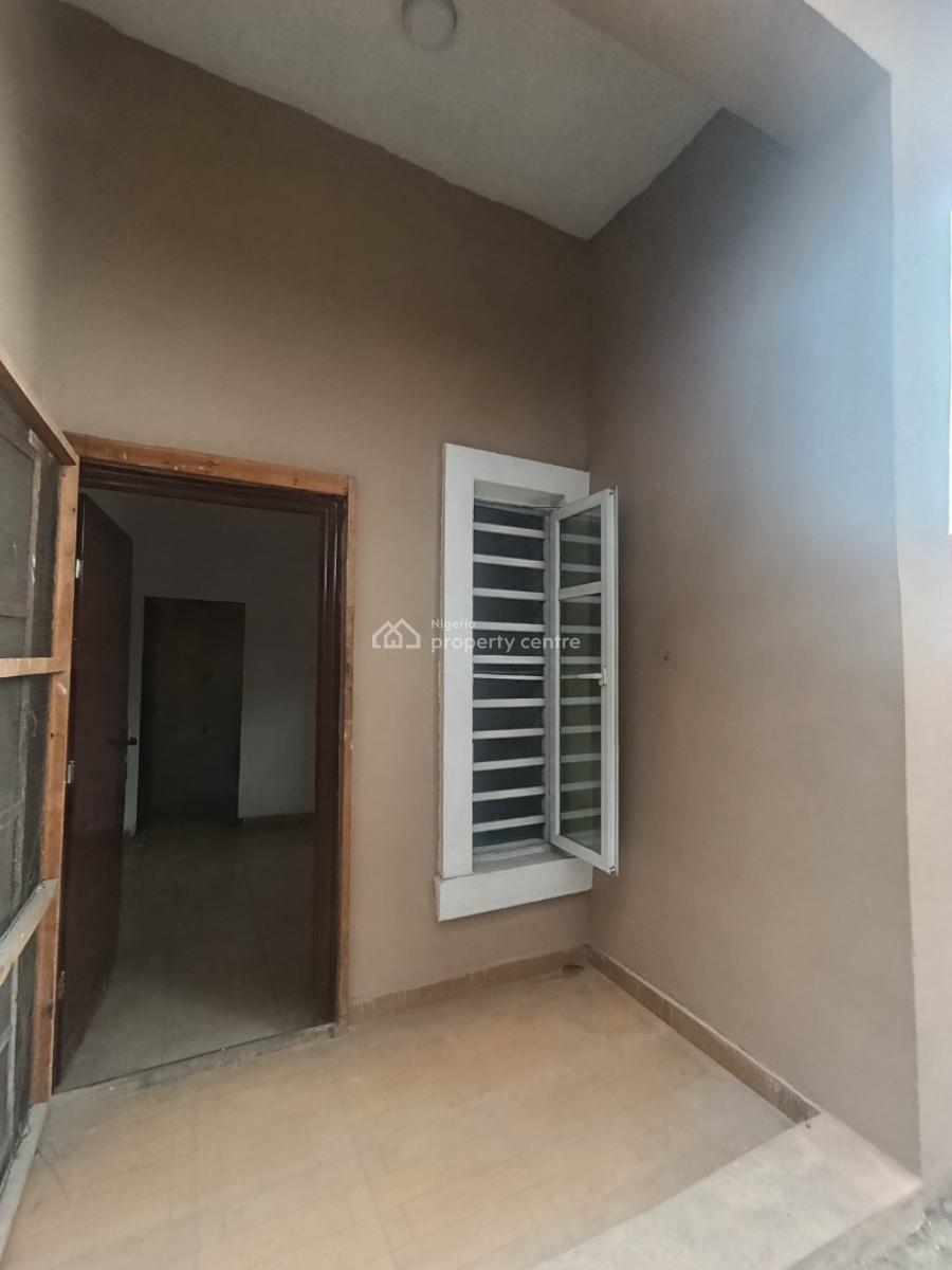 a Spacious Bq in a Serene Secure Estate Code to Access Estate, Lekki County, Lekki, Lagos, Self Contain (single Rooms) for Rent