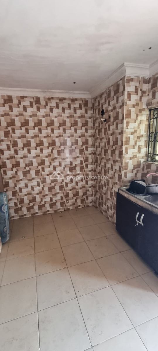 Spacious 3brm Flat, Okun-ajah Eti-osa, Lekki, Lagos, Flat / Apartment for Rent