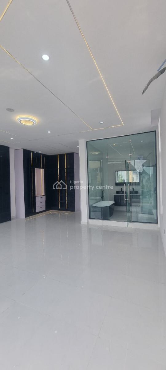 Very Large and Spacious Luxury 5 Bedroom Fully Detached Duplex, Lekki, Lagos, Detached Duplex for Sale