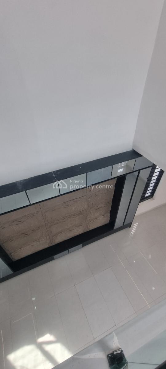 Very Large and Spacious Luxury 5 Bedroom Fully Detached Duplex, Lekki, Lagos, Detached Duplex for Sale