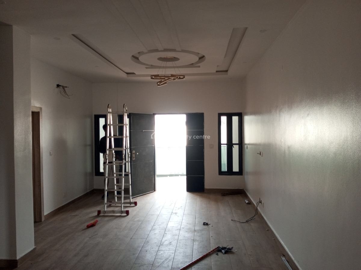 Magnificent, Clean and Spacious 3 Bedroom Flat Upstairs in a Secured Environment, Chevron, Lekki, Lagos, Flat / Apartment for Rent