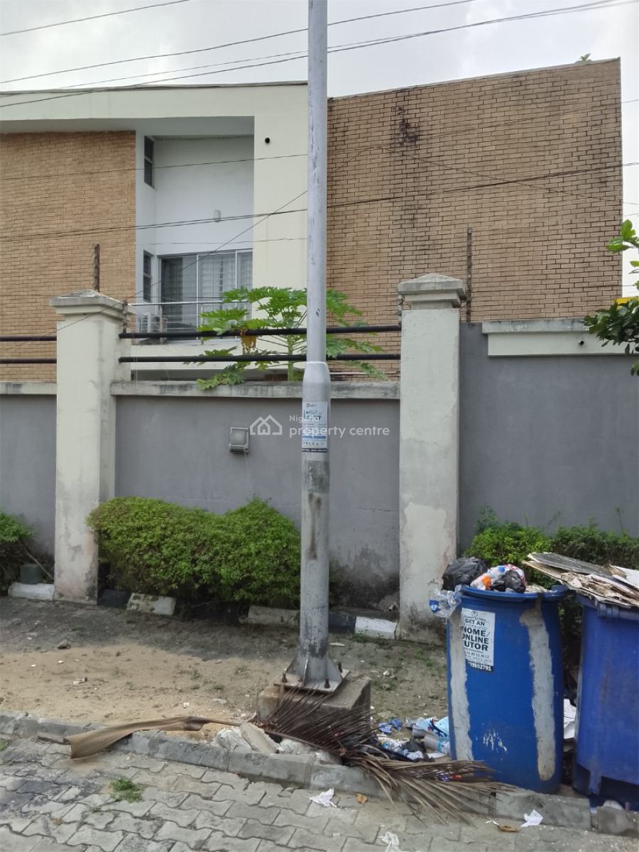 Well Manage 4 Bedroom Terrace, Lekki Phase 1, Lekki, Lagos, Terraced Duplex for Rent