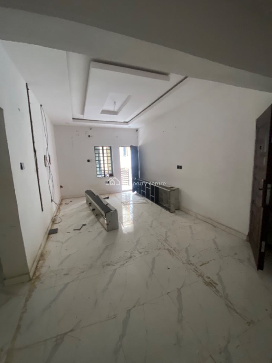 Clean 2 Bedroom Apartment Upstairs, Behind Blenco, Sangotedo, Ajah, Lagos, Flat / Apartment for Rent