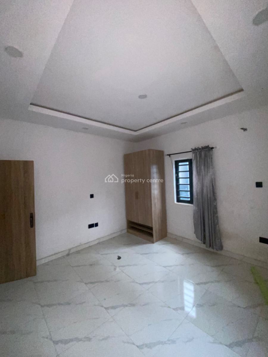 Clean 2 Bedroom Apartment Upstairs, Behind Blenco, Sangotedo, Ajah, Lagos, Flat / Apartment for Rent