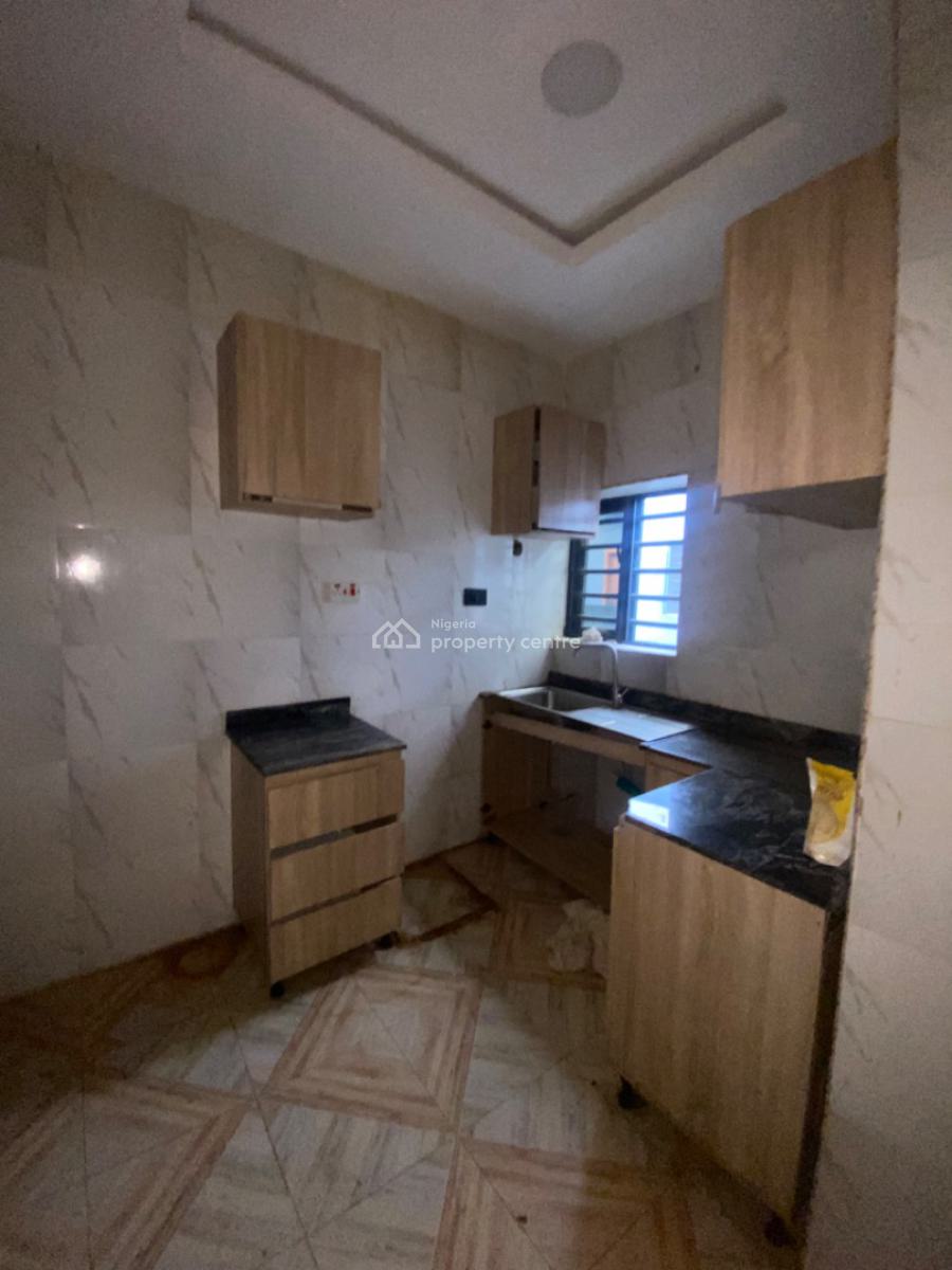 Clean 2 Bedroom Apartment Upstairs, Behind Blenco, Sangotedo, Ajah, Lagos, Flat / Apartment for Rent