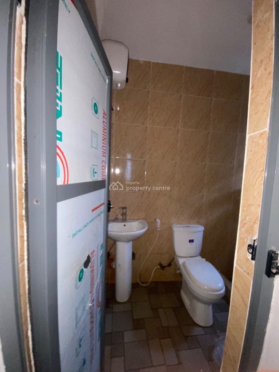 Clean 2 Bedroom Apartment Upstairs, Behind Blenco, Sangotedo, Ajah, Lagos, Flat / Apartment for Rent