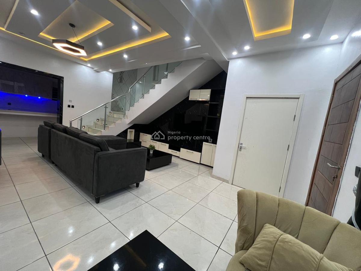 Luxury 3 Bedroom Apartment with Excellent Facilities, Chevron Conservation Drive, Lekki, Lagos, Flat / Apartment for Rent