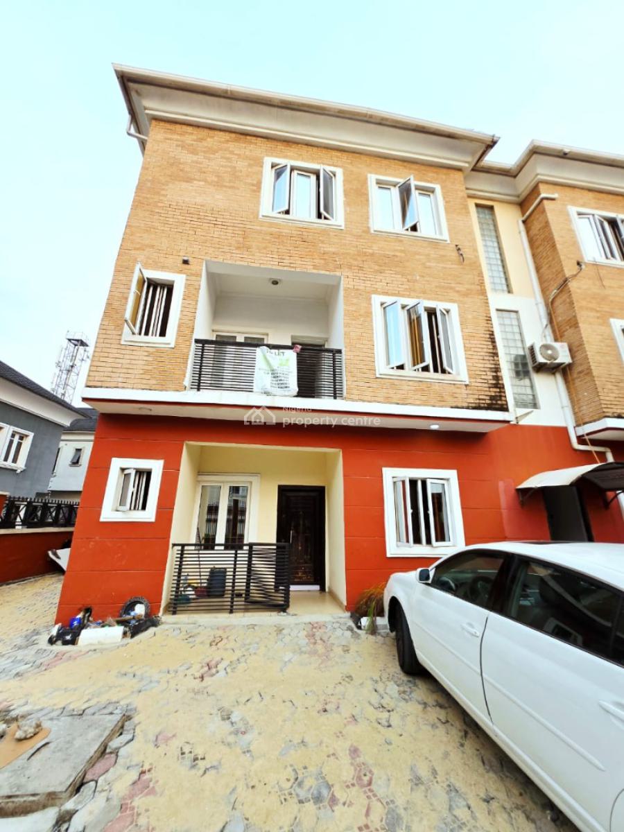 Newly Renovated 4-bedroom Bedroom Terrace Duplex, Osapa, Lekki, Lagos, Terraced Duplex for Rent