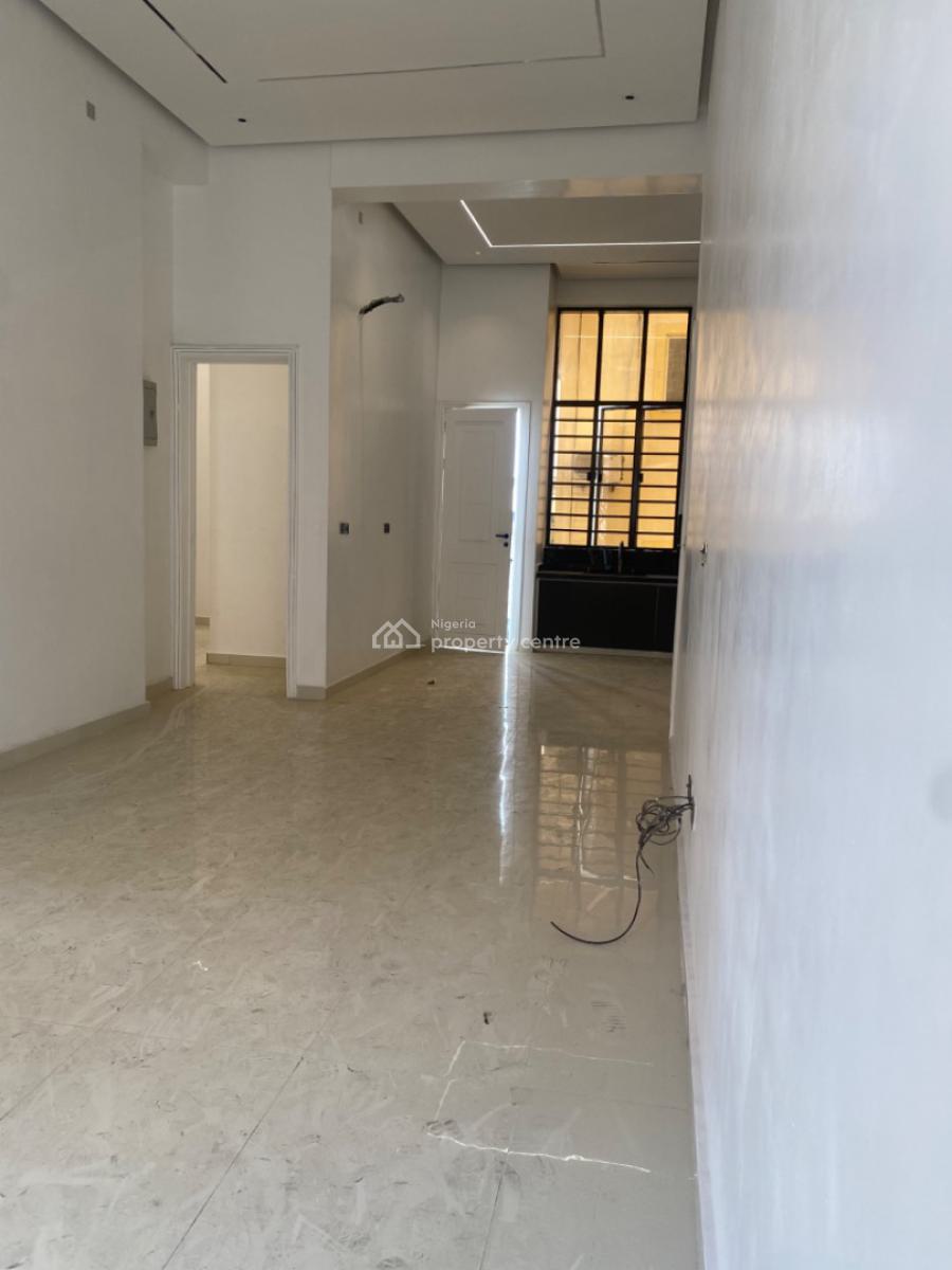 Luxury 3 Bedroom Apartment, Lekki Phase 1, Lekki, Lagos, Flat / Apartment for Sale