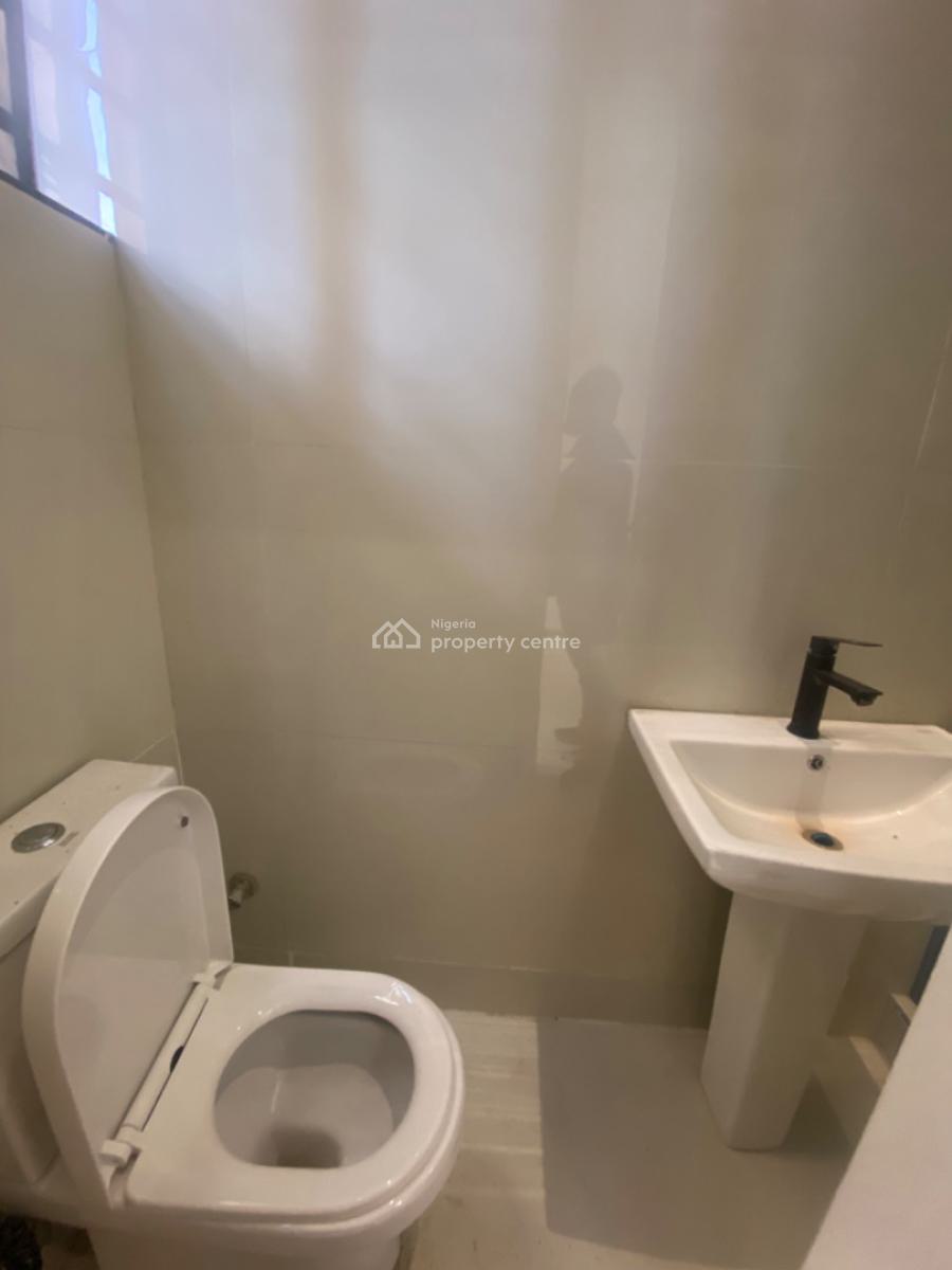 Luxury 3 Bedroom Apartment, Lekki Phase 1, Lekki, Lagos, Flat / Apartment for Sale