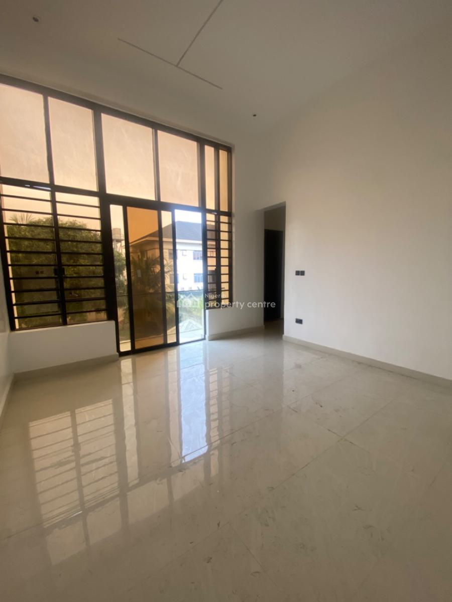 Luxury 3 Bedroom Apartment, Lekki Phase 1, Lekki, Lagos, Flat / Apartment for Sale