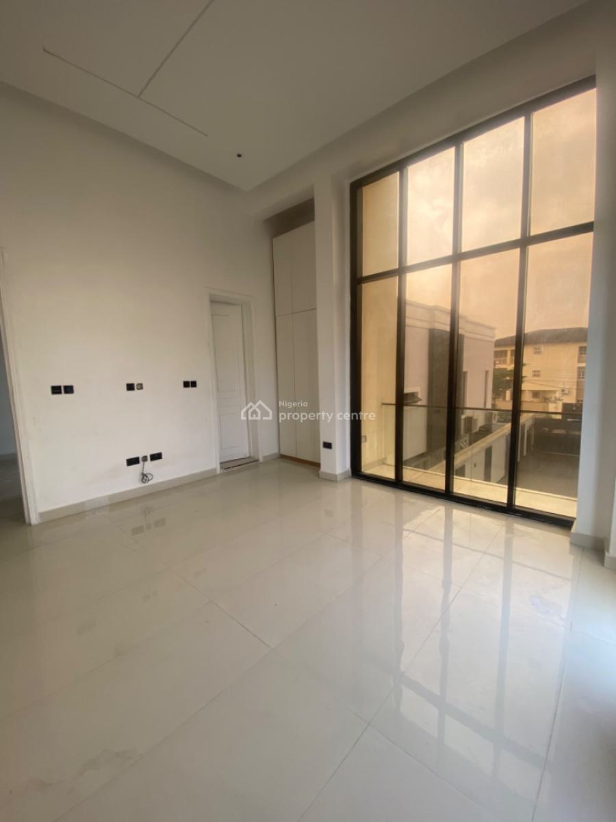 Luxury 3 Bedroom Apartment, Lekki Phase 1, Lekki, Lagos, Flat / Apartment for Sale