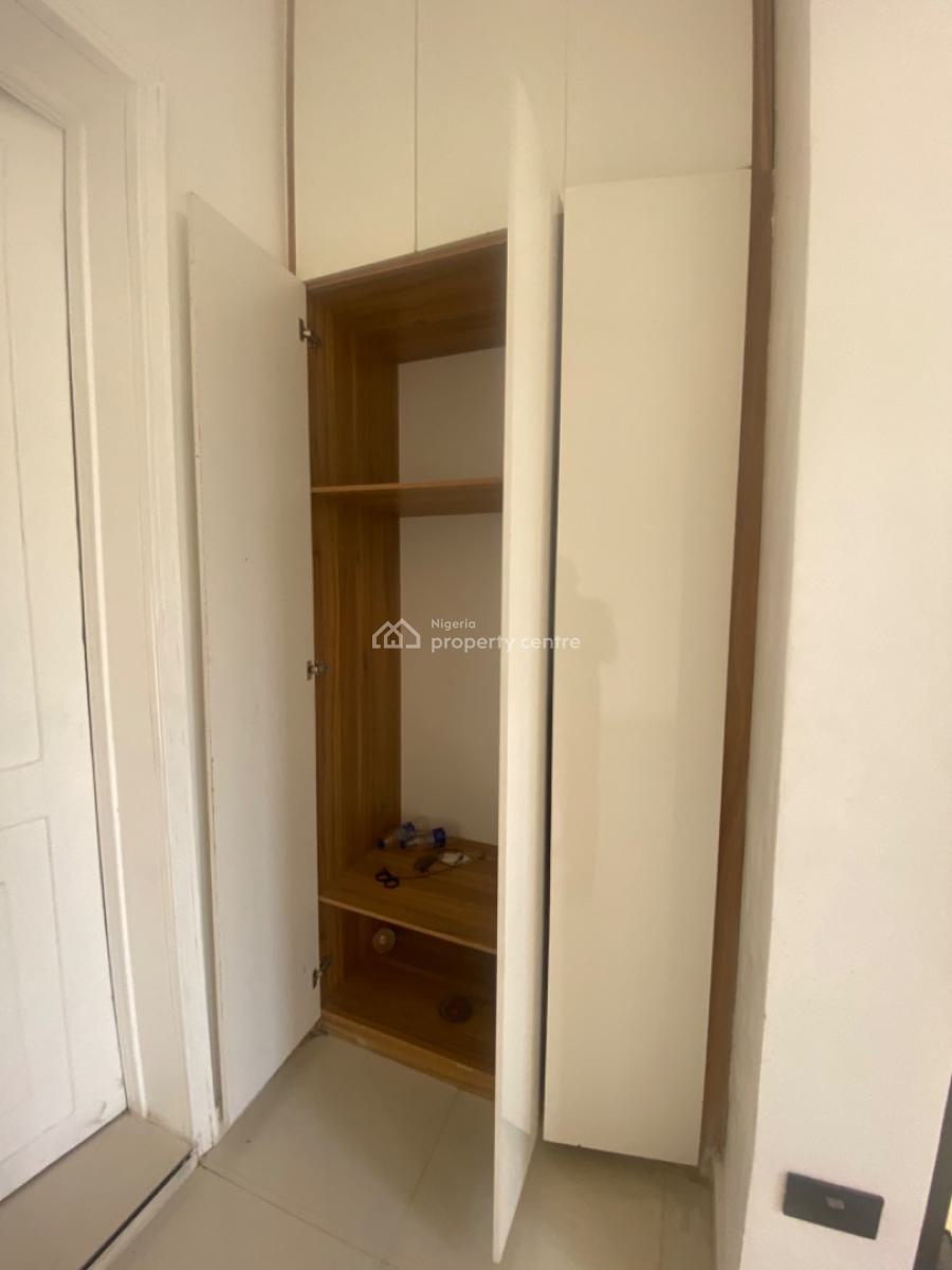 Luxury 3 Bedroom Apartment, Lekki Phase 1, Lekki, Lagos, Flat / Apartment for Sale